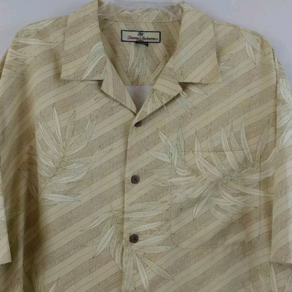 Men's Tommy Bahama Large 100% Silk Hawaiian Summer